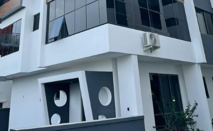 This state-of-the-art 5-bedroom Duplex is For Sale at Banana Island Ikoyi Lagos selling for 1.5 billion naira