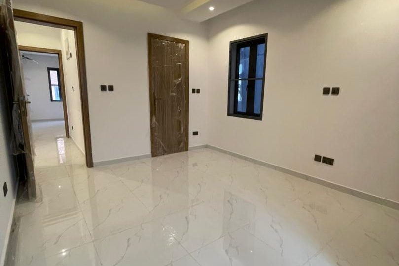 3 bedroom apartments for sale in ikate with c-of-o